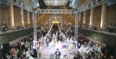 Дети-сироты Петербурга примут участие в бале