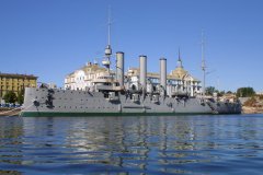 Ремонт крейсера «Аврора» завершён на 50%